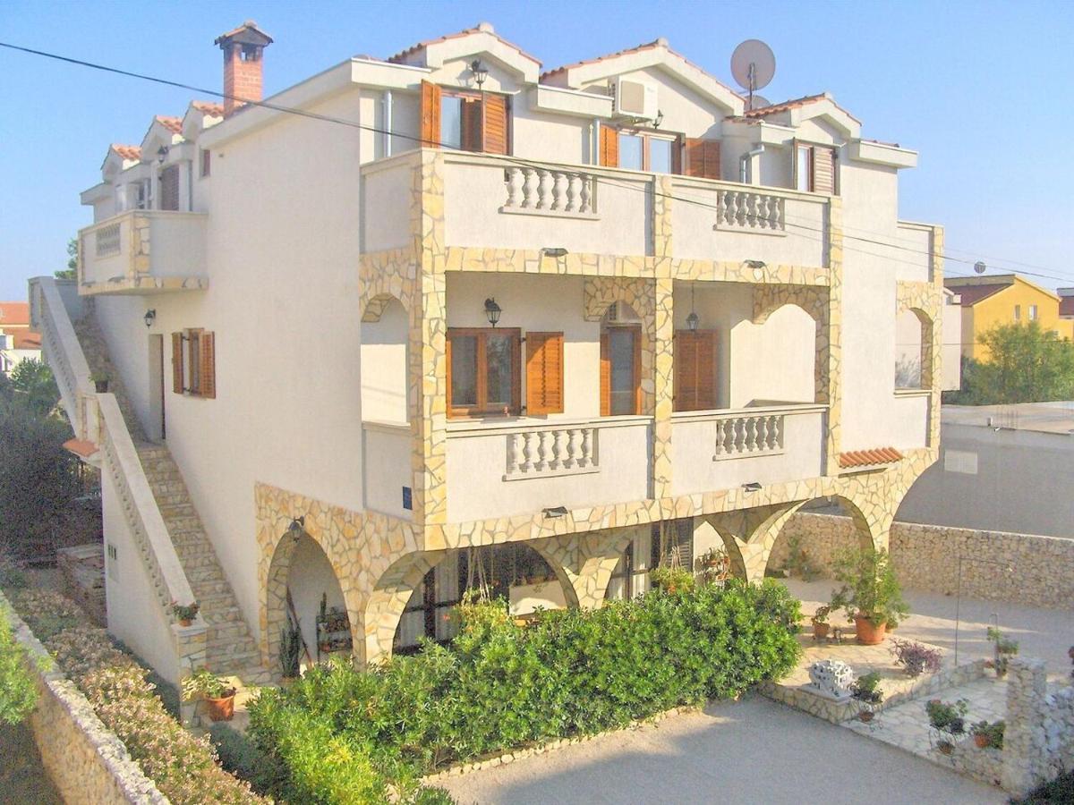Apartments villa-estella Srima Exteriör bild