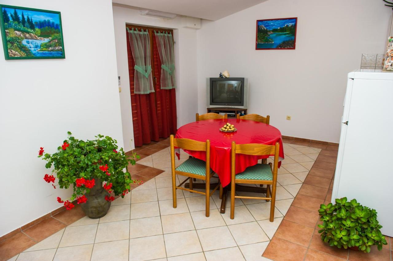 Apartments villa-estella Srima Exteriör bild